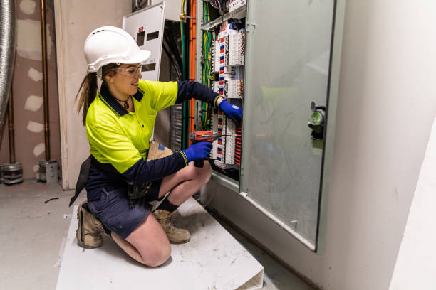 Best Affordable Emergency Electrician  in Somerset, WI
